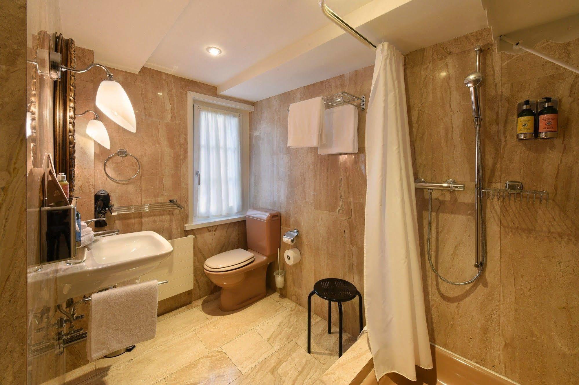Romantik Hotel Schwan Horgen Exterior photo
